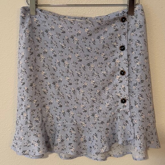 Hollister Wrap Ultra High Rise Floral Button Closure Ruffle‎ Hem Skirt Size M - Picture 1 of 10